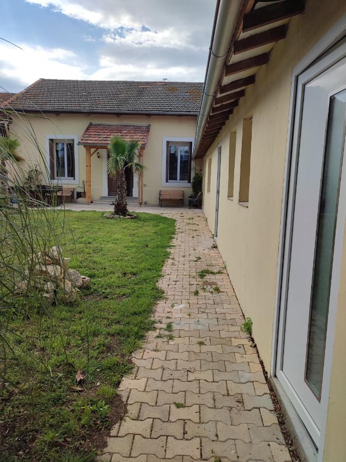 Apartament Jardin De Coubertin Béziers Zewnętrze zdjęcie